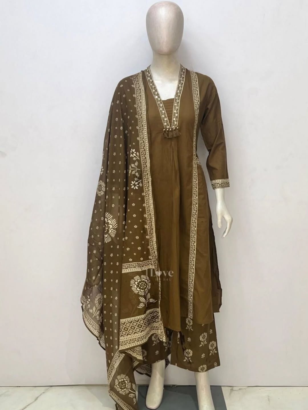 Bansal Collection Instagram outfit photo
